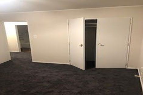 Photo of property in 9 Sherpa Place, Massey, Auckland, 0614