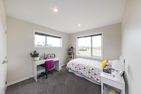 Photo of property in 20 Highland View Drive, Tokomaru, Palmerston North, 4474