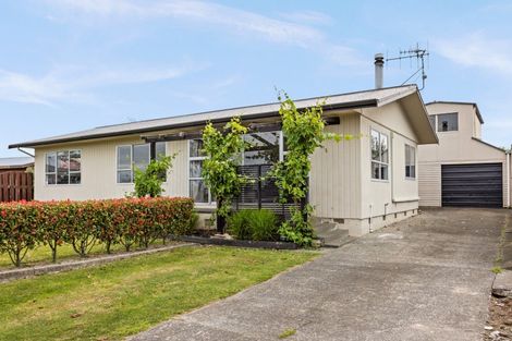 Photo of property in 12 Essex Street, Tamatea, Napier, 4112