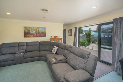 Photo of property in 6 Norman Andrews Place, Hope, Richmond, 7020
