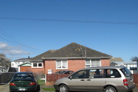 Photo of property in 15 Kauri Street, Levin, 5510