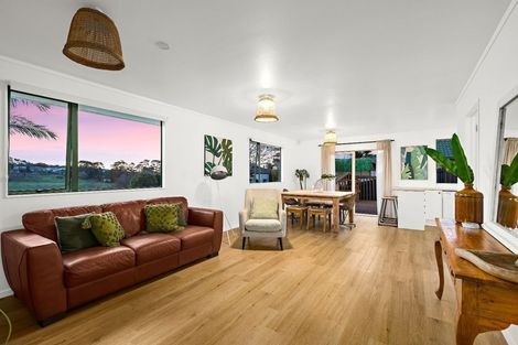 Photo of property in 5 Xena Way, Henderson, Auckland, 0612