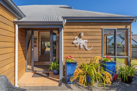 Photo of property in 29 Pleasant Place, Pauanui, Hikuai, 3579