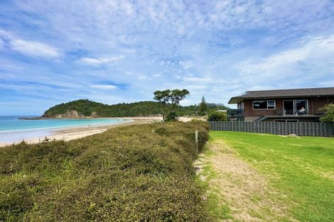 Photo of property in 27 Waetford Road, Matapouri, Whangarei, 0173
