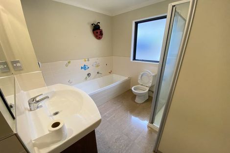 Photo of property in 7 Hornsey Avenue, Henderson, Auckland, 0612