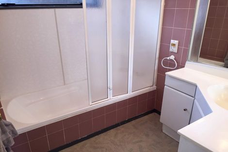 Photo of property in 1/160 Manuka Road, Bayview, Auckland, 0629