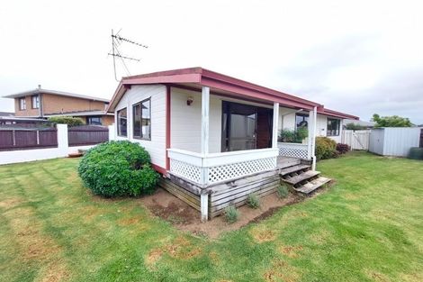 Photo of property in 21 Puketotara Street, Highlands Park, New Plymouth, 4312