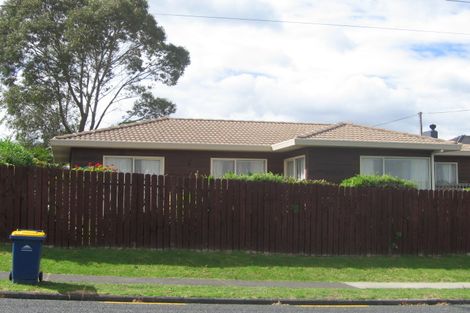 Photo of property in 2/69 College Road, Northcote, Auckland, 0627