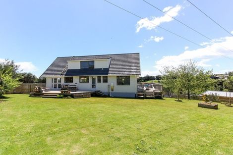 Photo of property in 119 Wairau Road, Oakura, 4314