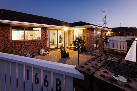 Photo of property in 166b Fitzherbert Avenue, West End, Palmerston North, 4410