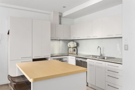 Photo of property in Maison Apartments, 108/16 Huron Street, Takapuna, Auckland, 0622