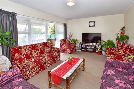 Photo of property in 22 Eastburn Street, Papakura, 2110