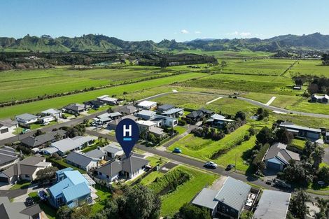 Photo of property in 21 Surfers Avenue, Waihi Beach, 3611