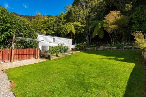 Photo of property in 31 Belview Road, Havelock, Picton, 7281