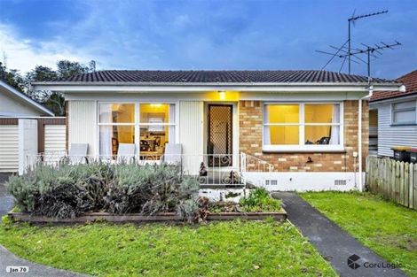 Photo of property in 2/54 East Street, Papakura, 2110