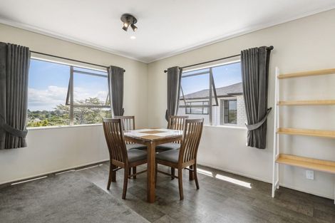 Photo of property in 27a Florence Daly Place, Mount Roskill, Auckland, 1041