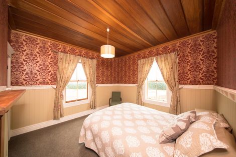 Photo of property in 310 Hewitts Road, Linton, Palmerston North, 4472