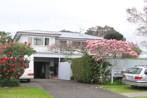Photo of property in 43 Hinewa Road, Otumoetai, Tauranga, 3110