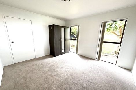 Photo of property in 1/13 Gwenand Place, Botany Downs, Auckland, 2010