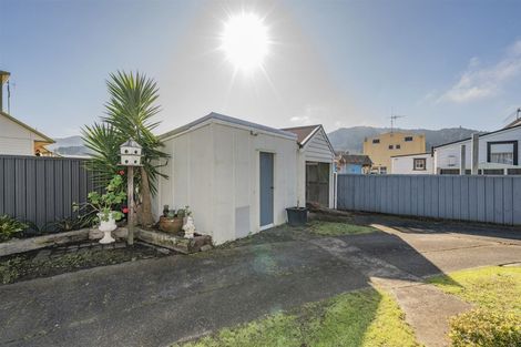 Photo of property in 402 Queen Sh25 Street, Thames, 3500