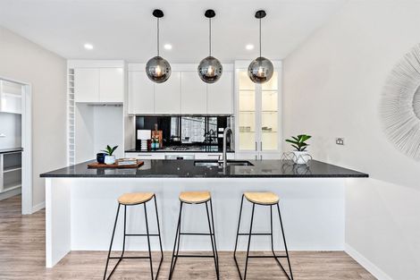 Photo of property in 40 Takurua Terrace, Orewa, 0931