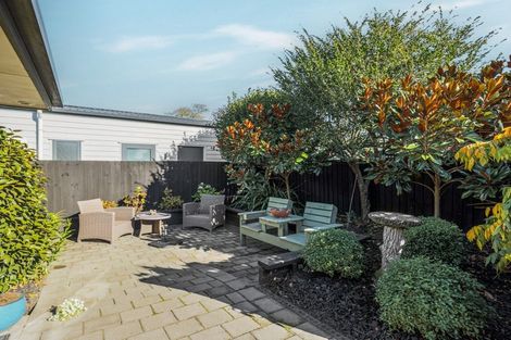 Photo of property in 2/30 Jennifer Street, Bryndwr, Christchurch, 8053