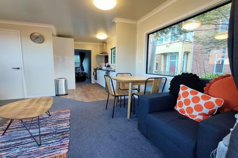 Photo of property in 86 Melville Street, Dunedin Central, Dunedin, 9016