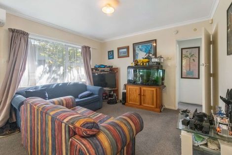Photo of property in 2/1 Coopers Road, Gate Pa, Tauranga, 3112