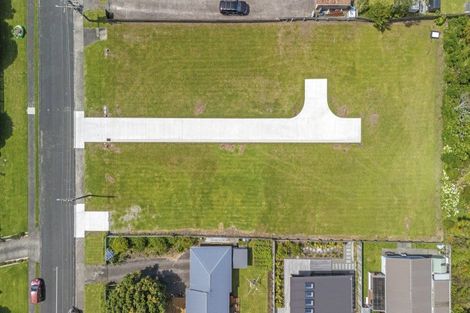 Photo of property in 6 Mace Terrace, Oakura, 4314