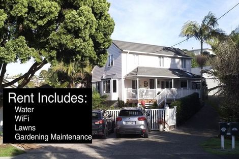 Photo of property in 1/2 Heathcote Road, Castor Bay, Auckland, 0620