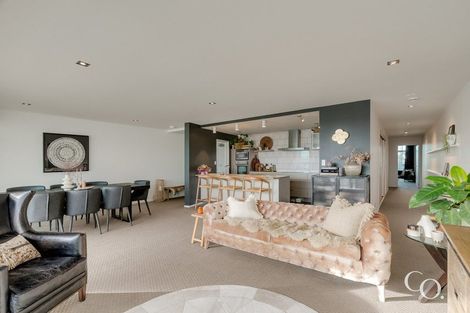 Photo of property in Palm Cove Apartments, 201/6 Tawa Street, Mount Maunganui, 3116