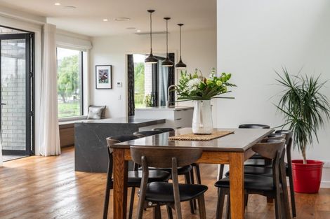 Photo of property in 2/164 Fencourt Road, Cambridge, 3496