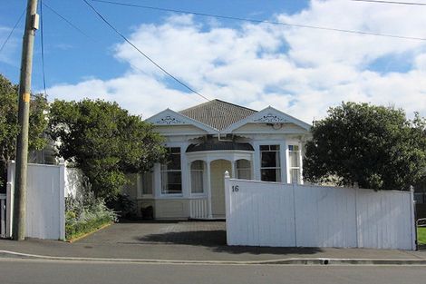 Photo of property in 16 Overtoun Terrace, Hataitai, Wellington, 6021