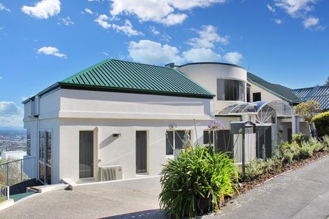 Photo of property in 1 Harry Ell Drive, Cashmere, Christchurch, 8022