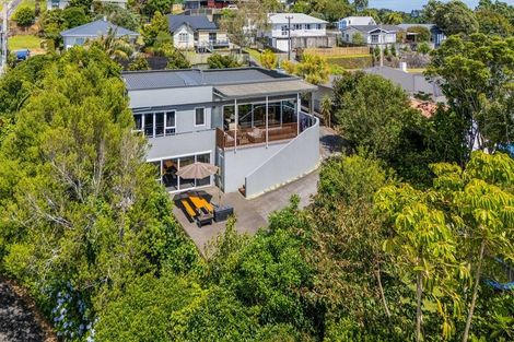 Photo of property in 19 Alberta Road, Glen Avon, New Plymouth, 4312
