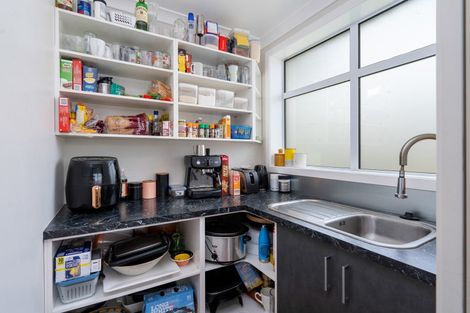 Photo of property in 4 Churchill Place, Cambridge, 3434