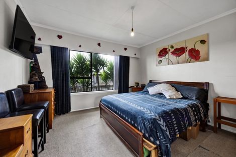 Photo of property in 20 Cutfield Street, Inglewood, 4330