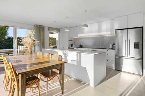 Photo of property in 24 Kenwyn Avenue, St Albans, Christchurch, 8052