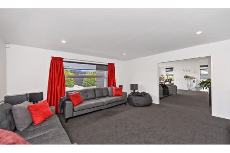 Photo of property in 5 Constance Place, Aidanfield, Christchurch, 8025
