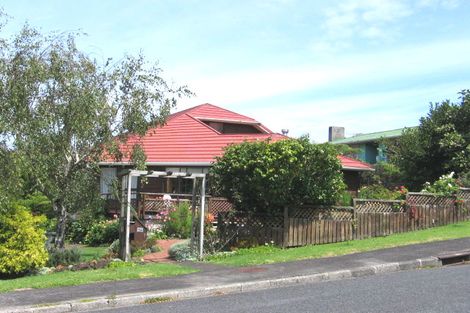 Photo of property in 1b Hoskins Avenue, Hillsborough, Auckland, 1042