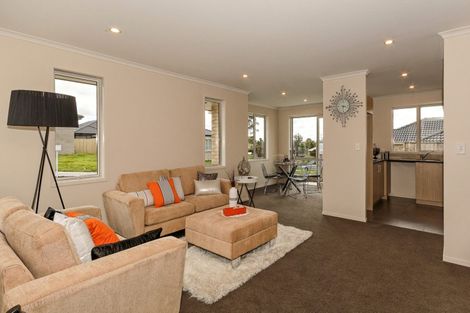 Photo of property in 19 Anna Lane, Glen Eden, Auckland, 0602