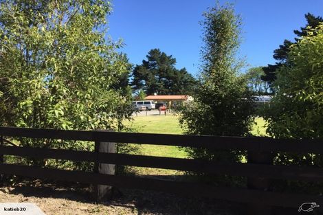 Photo of property in 558 Pound Road, Yaldhurst, Christchurch, 7676