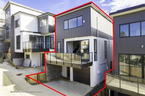 Photo of property in 6/388 Glenfield Road, Glenfield, Auckland, 0629