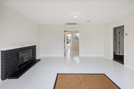 Photo of property in 11 Kettle Avenue, Awapuni, Palmerston North, 4412