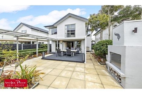 Photo of property in 47 Bruce Pulman Drive, Takanini, 2112