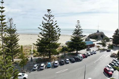 Photo of property in 12 Esplanade, Sumner, Christchurch, 8081