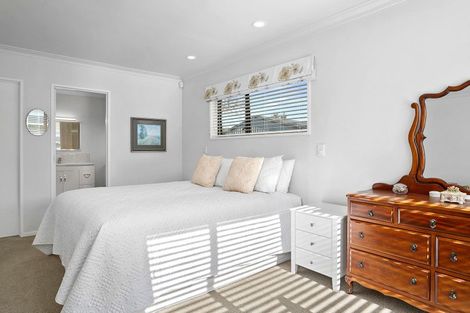 Photo of property in 91 Williams Street, Cambridge, 3434