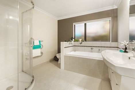 Photo of property in 89 Aberley Road, Schnapper Rock, Auckland, 0632