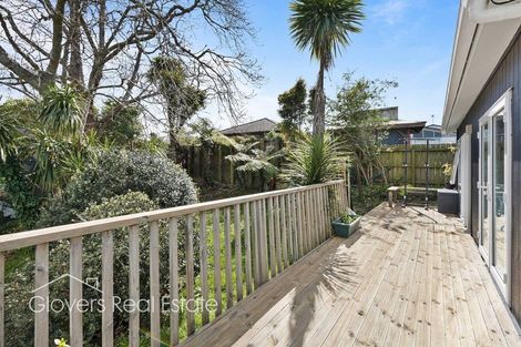Photo of property in 3 Western Court, Sunnyvale, Auckland, 0612