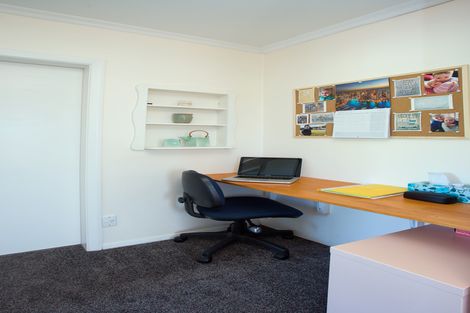 Photo of property in 25 Brockville Road, Glenross, Dunedin, 9011